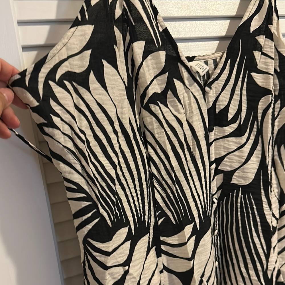 H&M Black and Cream Mini Dress - Picture 3 of 8